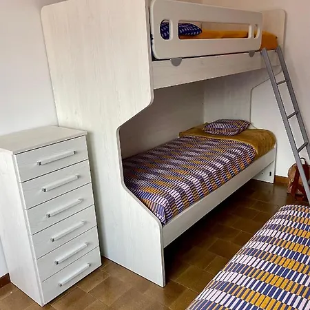 By Foot Apartamento Varenna