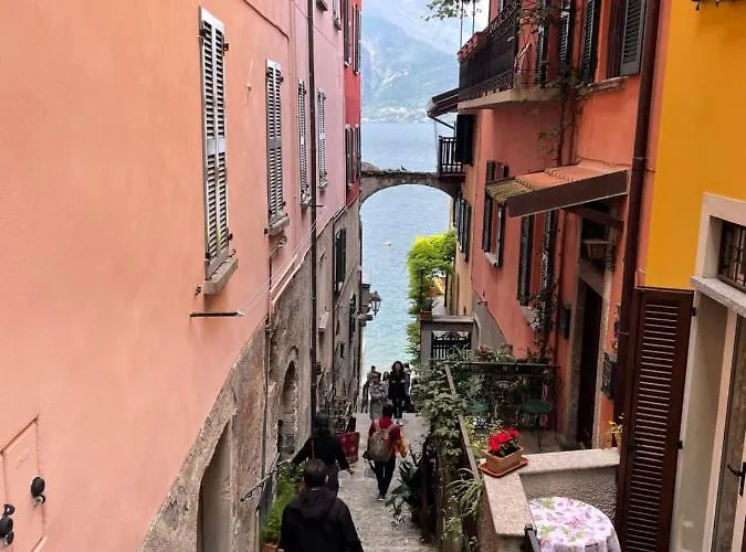 By Foot Apartament *
